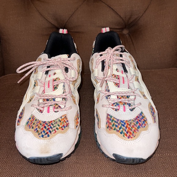 EUC ASICS Gel Nandi 360 size 9 - Picture 5 of 15